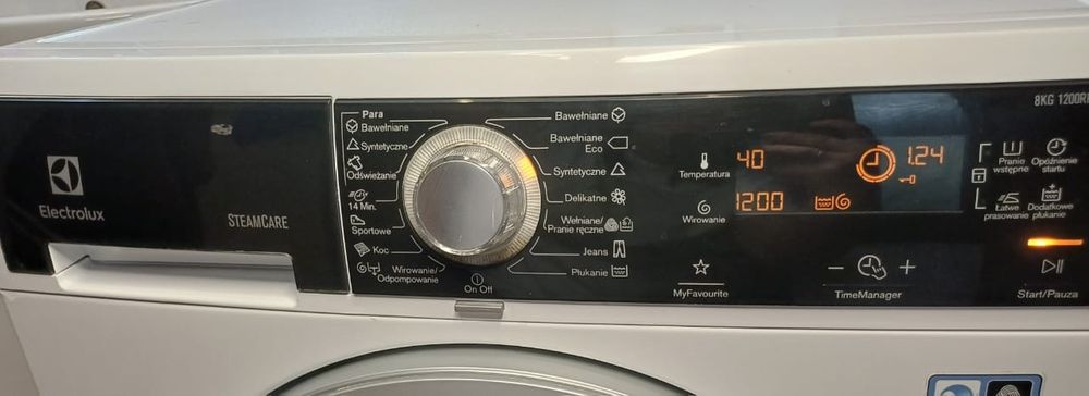 pralka Electrolu 8 kg / 1200 rpm stan bdb