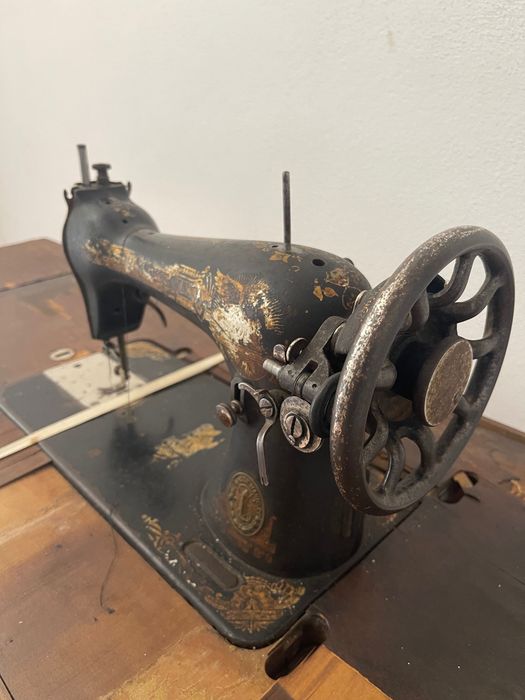 Máquina de costura Singer