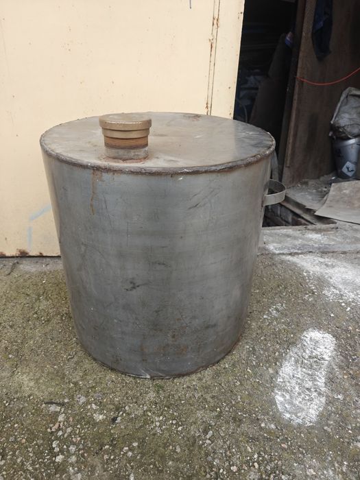 Продам бочку з нержавіючої сталі 2500гр