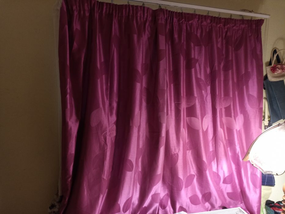 Продам две шторы
