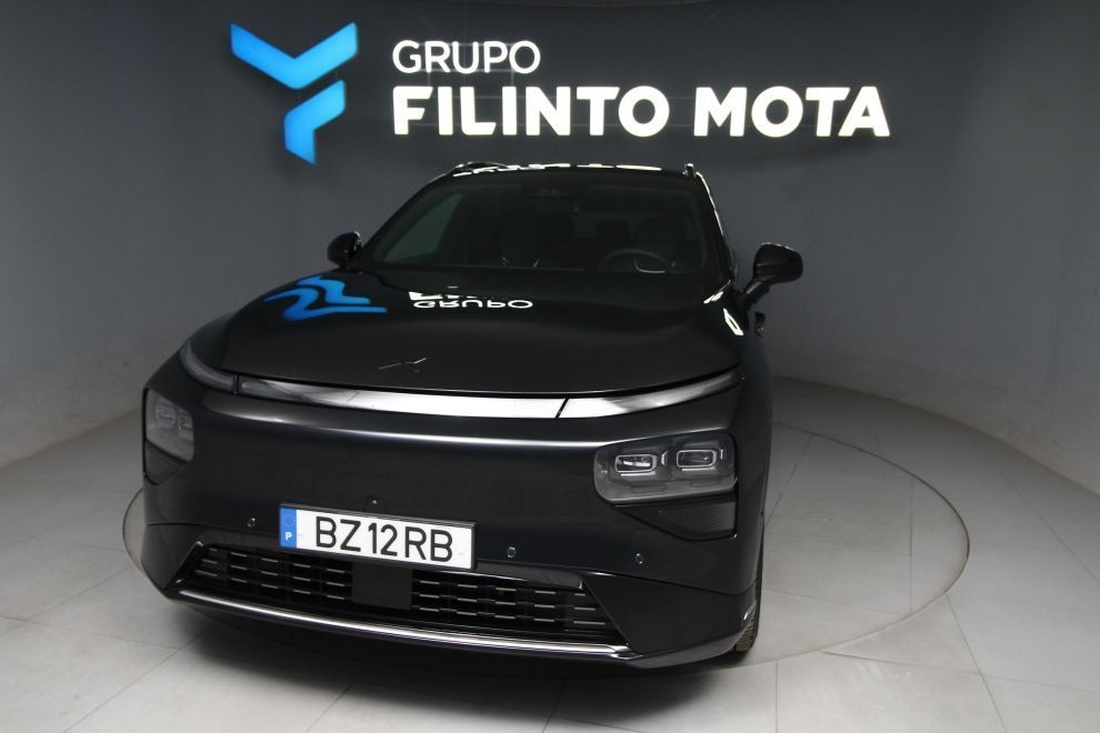 Xpeng G9 93.1 kWh AWD Performance