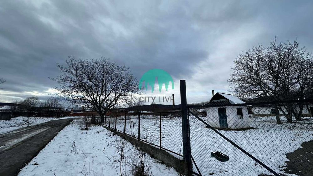 Продаж комерційного приміщення 450м2 вільного призначення(63)