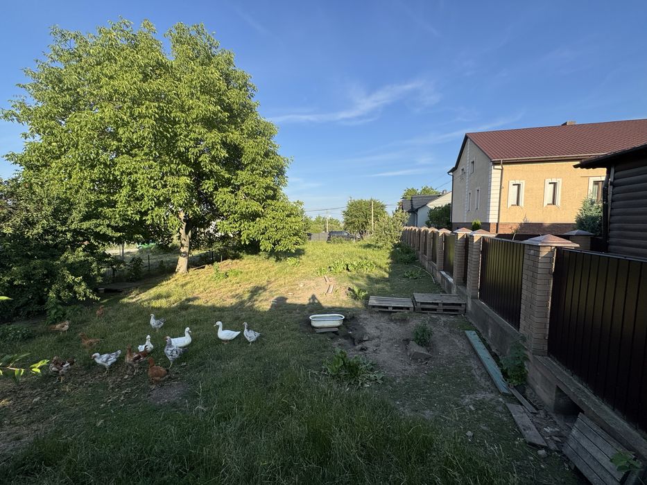 Продається земля під будівницьтво