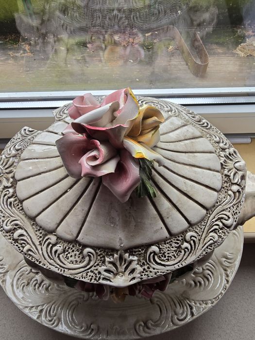 Sprzedam waze starą i piękna.