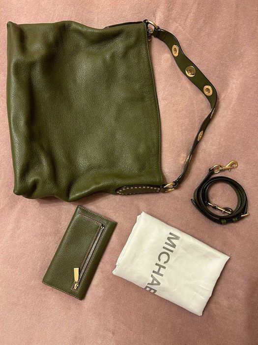 Сумка Michael Kors Brooklyn Large без або з гаманцем в колір сумочки.