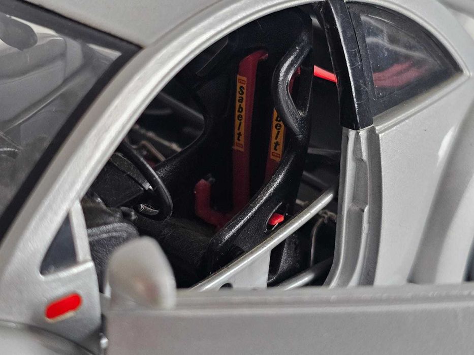 Bburago Italy 1/18 - Volkswagen New Beetle Cup (1999)