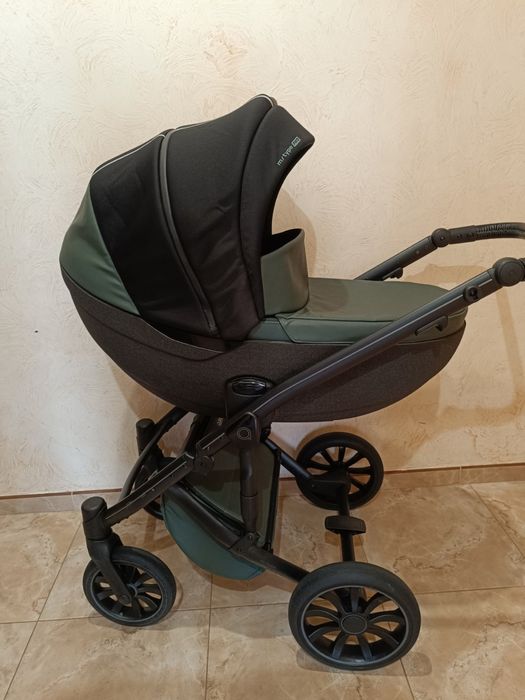 Універсальна коляска 3 в 1 Anex m/type PRO Green (люлька + прогулянка + автокрісло)