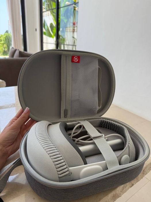 SPRZEDAM Apple Vision Pro 1TB