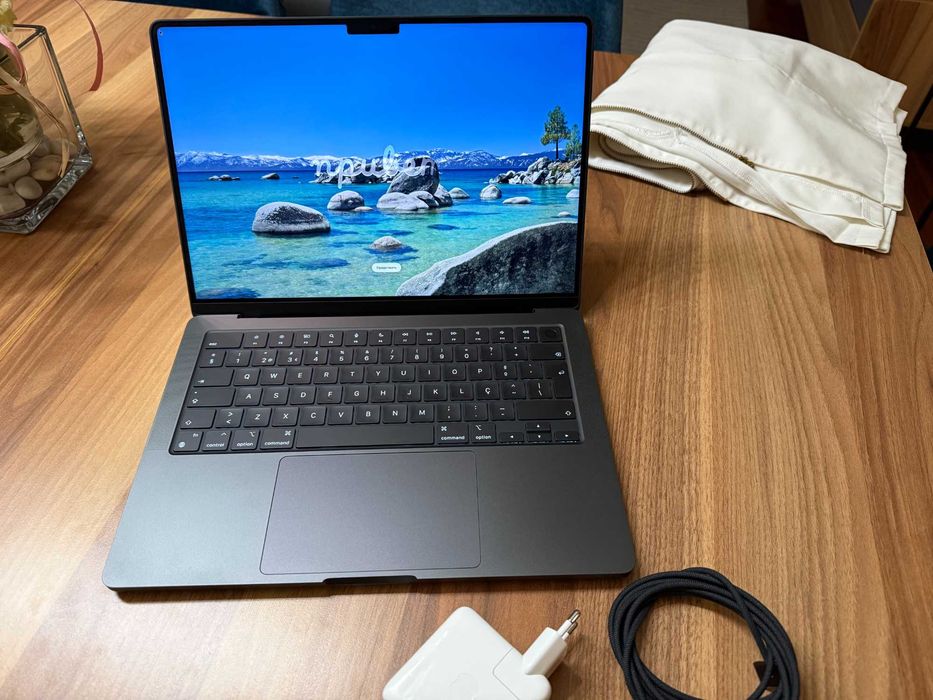 MacBook Pro 14" M4 (2024) | 16GB | 512GB | Teclado PT | Caixa
