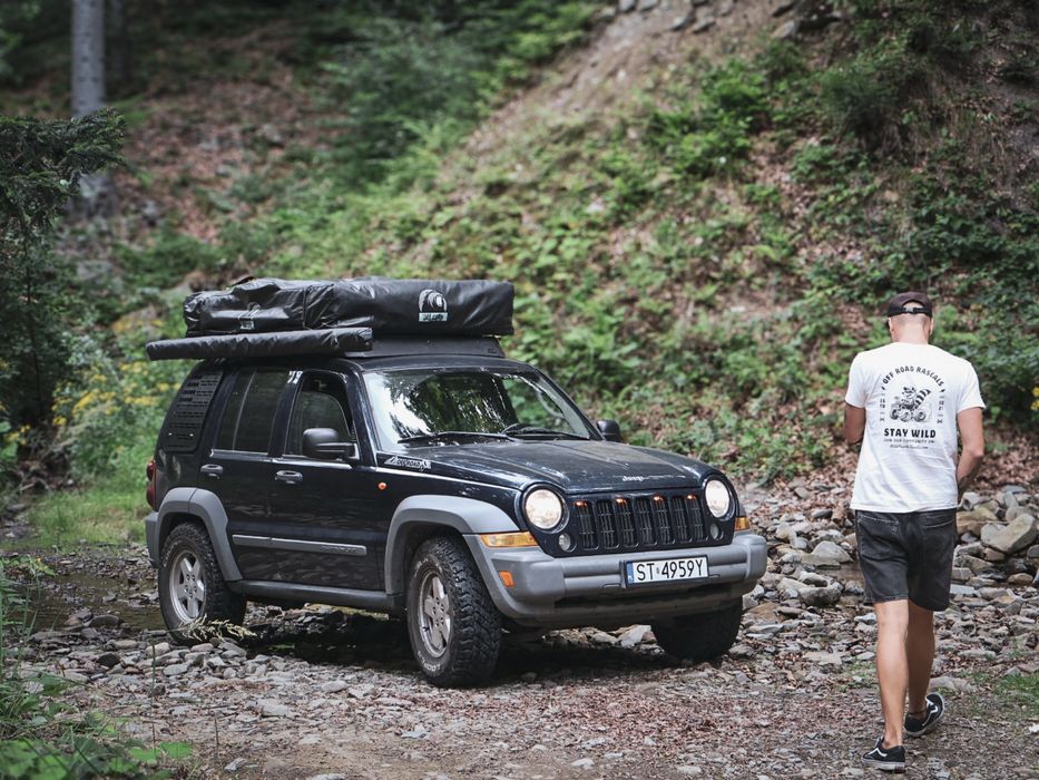 Jeep cherokee kj