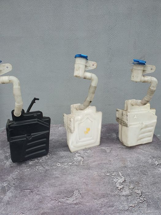 Бачок омивача, моторчик, насос омивача Гольф 5 6, Октавія А5, Тоуран