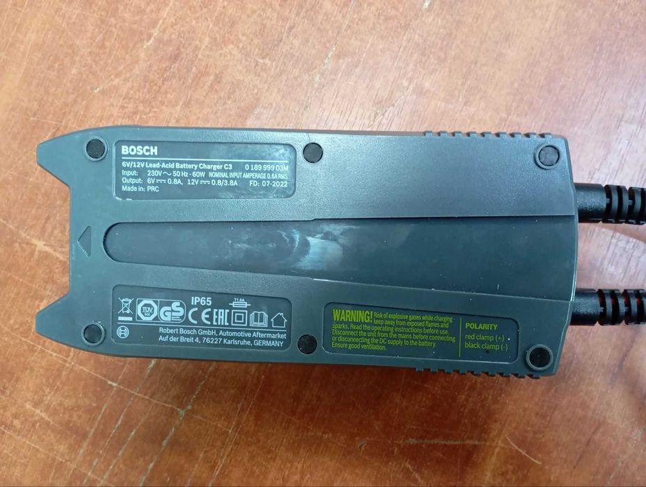 Зарядное устройство BOSCH C3 для аккумулятора