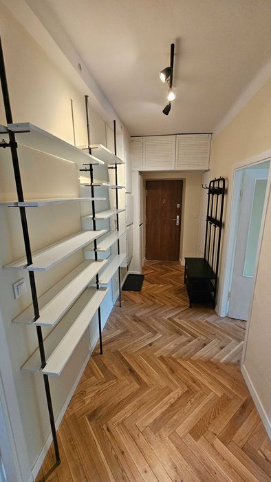 Bezpośrednio | 2 Pokoje | Pl. Hallera | 53m