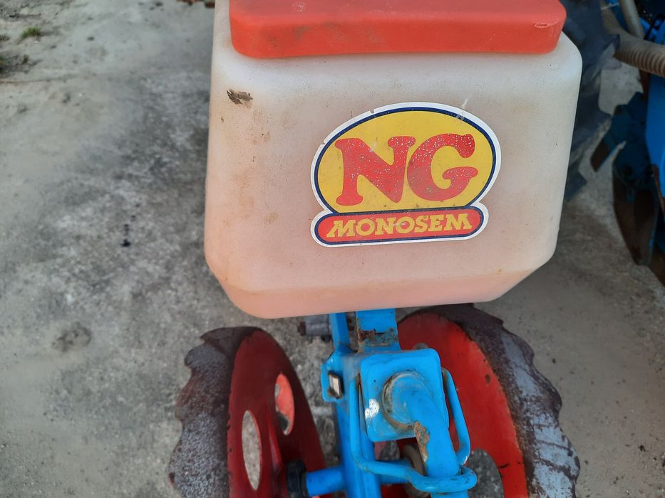 Monosem NG siewnik do kukurydzy 4 rzędowy bardzo dobry stan!