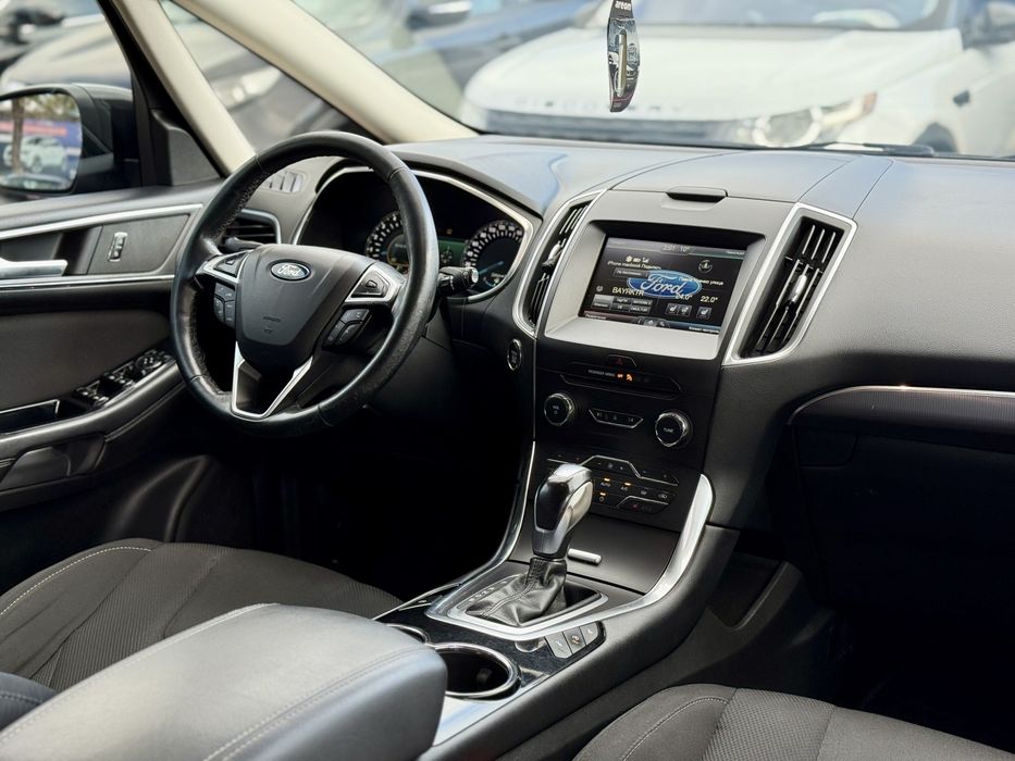 Продам б/у Ford S-max Full