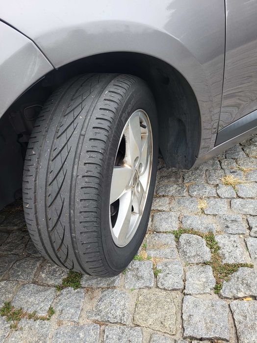 Automóvel carrinha megane 2010/11 DCI gasóleo 3.500 euros foto 5
