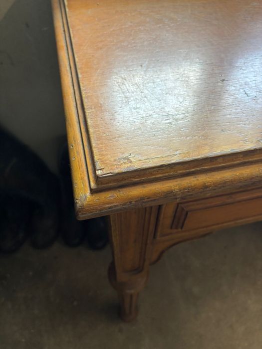 Secretaria de madeira maciça