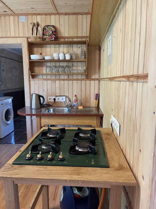 Оренда будинку/котедж довгостроково, подобово