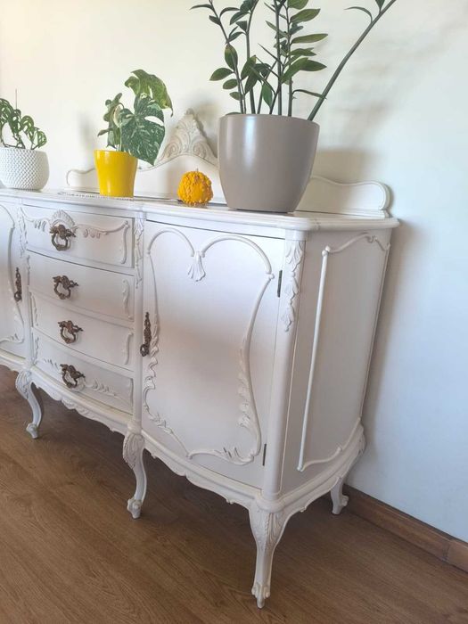 Conjunto sala / Aparador, Mesa e 4 Cadeiras / estilo "Queen Anne" / restaurado por profissionais
