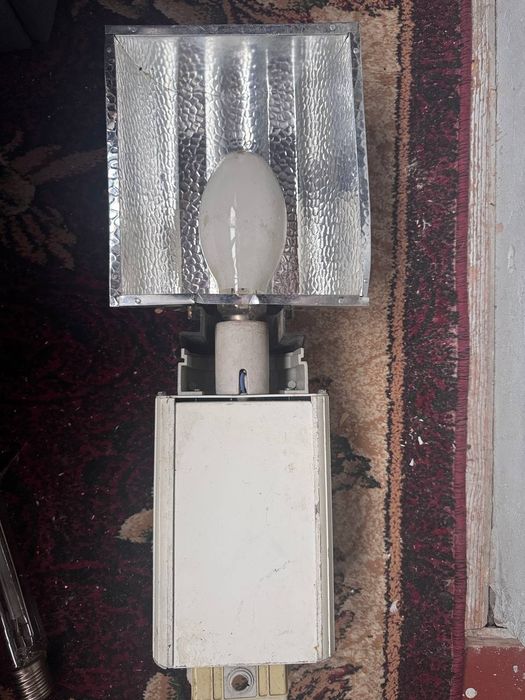 Светильник ДНАТ 400 + 2 лампы