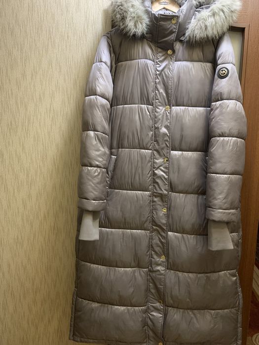 Пуховик жіночий Michael Kors. Розмір XL.