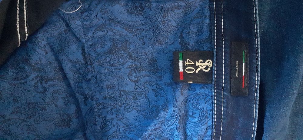 Продам мужские джинсы.