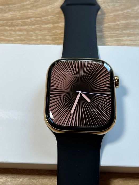 Apple Watch 10 46mm Gold Titanium