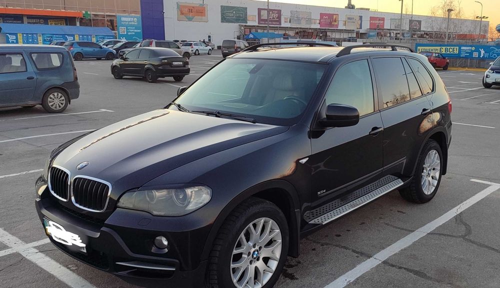Продам автомобіль BMW X5 e70 дизель 3.0