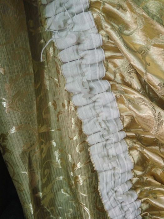 Шторы- зеленые хаки.и молочный шеколад.