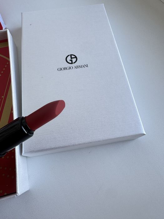Губная помада Giorgio Armani