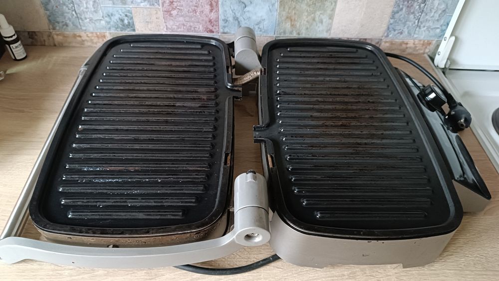 Гриль-барбекю електричний Polaris PGP 3002 DP Optimal Temp