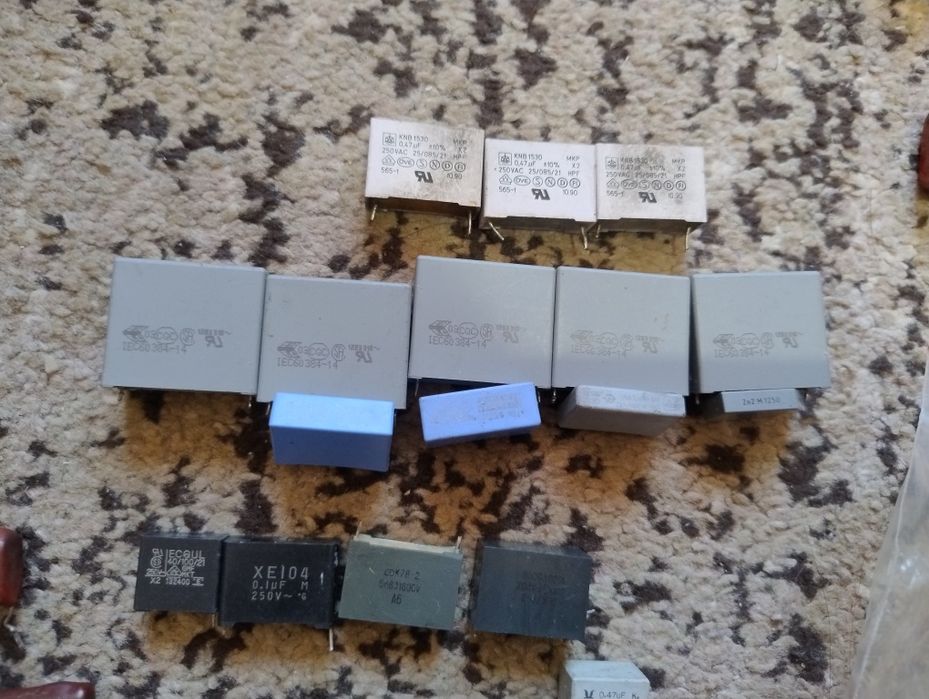 Конденсатори плівкові різні