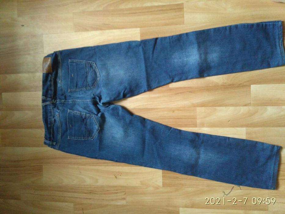 Срочно продам джинсы на мальчика