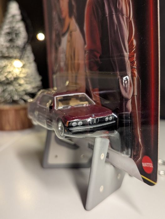 Stranger Things BMW Hot Wheels 1983 733 Дивні Дива БМВ Машинка Хот Віл