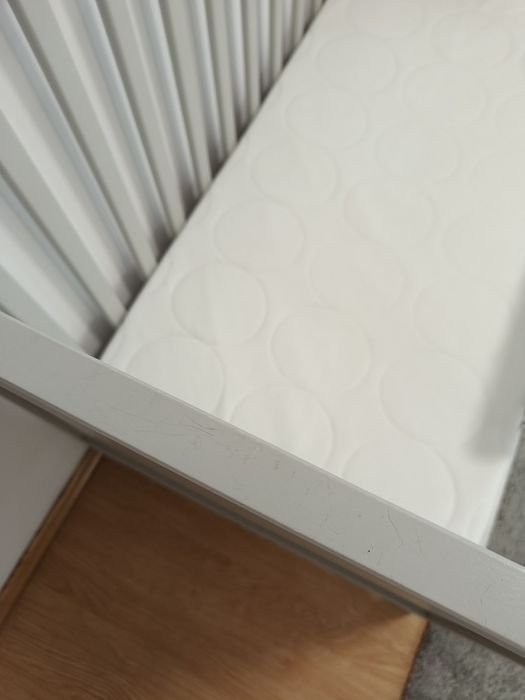 Łóżeczko dziecięce szare Ikea sundvik 60x120 plus materac jattetrott