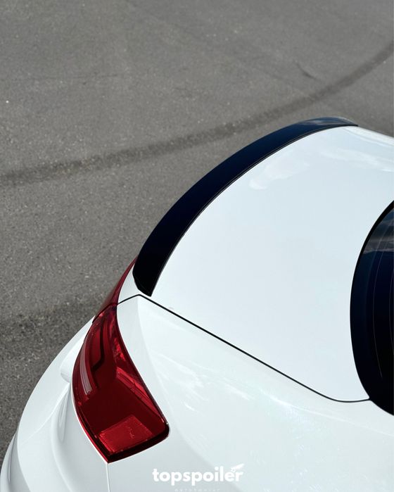 Спойлер накладка лип спойлер сабля Volkswagen Jetta 6 стиль GLI чорний