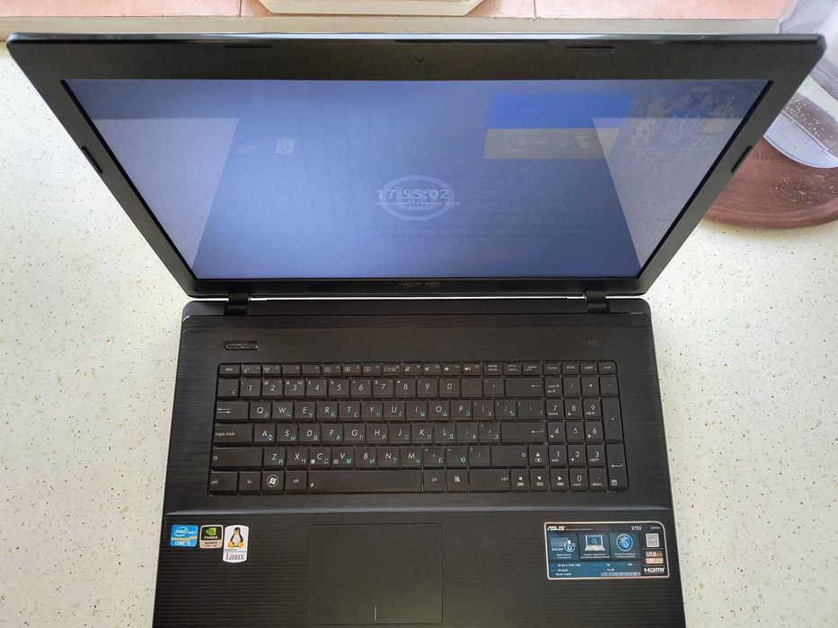 laptop asus x75V uzywany.