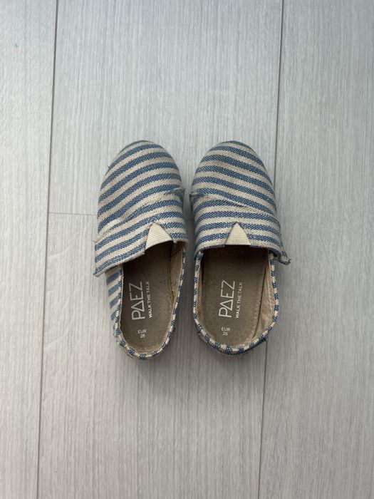 Paez às riscas azuis n26