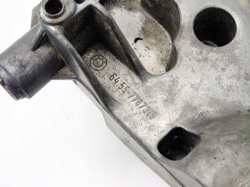 Łapa Silnika 2.0 D Bmw X3 E46 E90 E91 E60 E61 E87 E91 E83 7787319