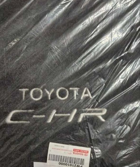 Oryginalne dywaniki welurowe Toyota C-hr