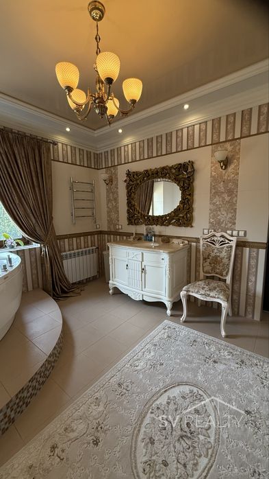 Будинок в центрі міста Запоріжжя