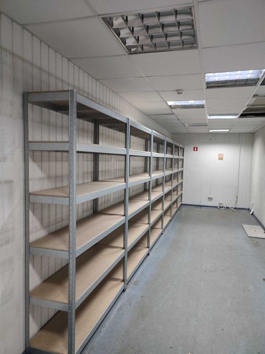 Стелаж в гараж / на склад/в архів. Полки. Шинні. Для шин. Підсилені