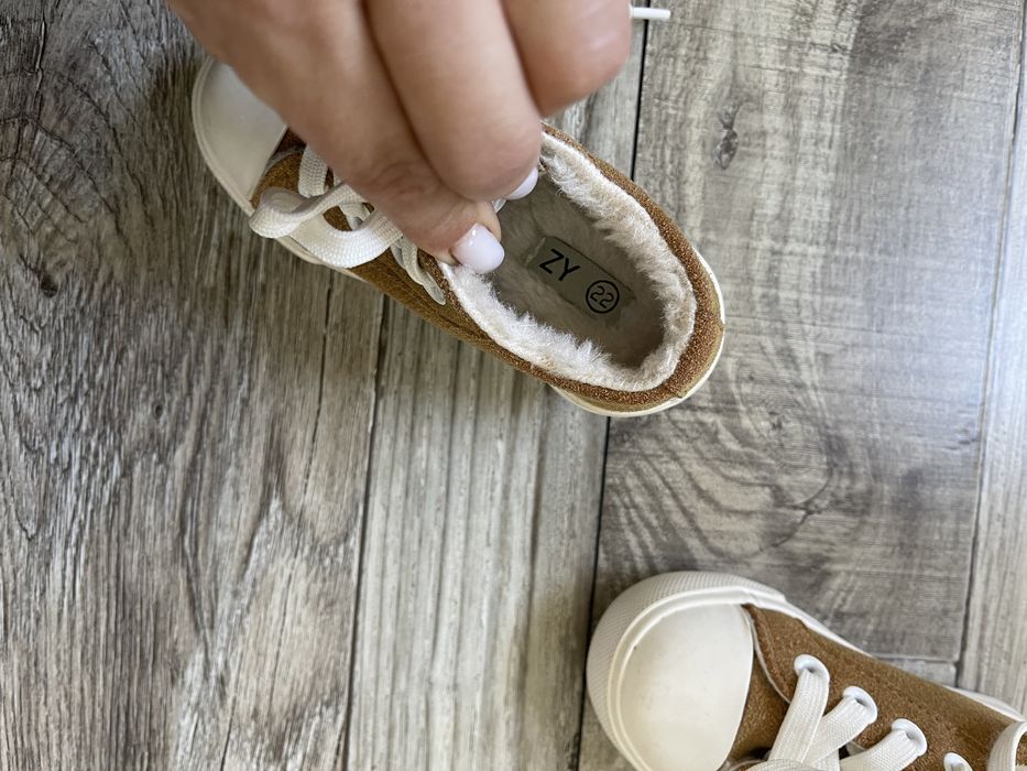 Кеди (утеплені)для хлопчика 22 розмір