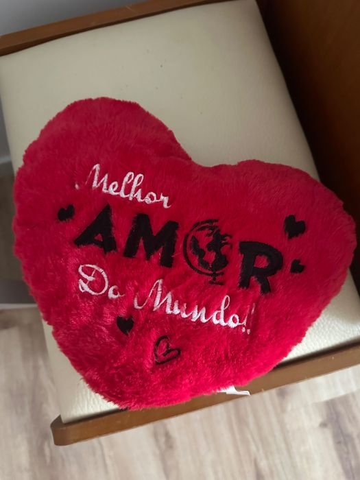 Peluche en forma de coracao
