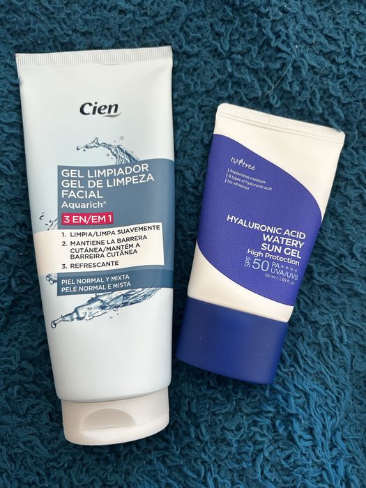 Pinceis, maquilhagem e skincare