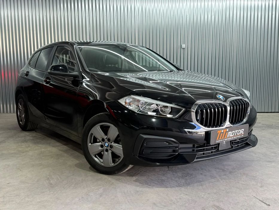 BMW 116 i Aut. Advantage foto 3