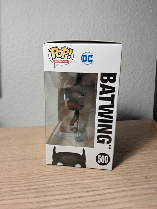Funko pop batman batwing