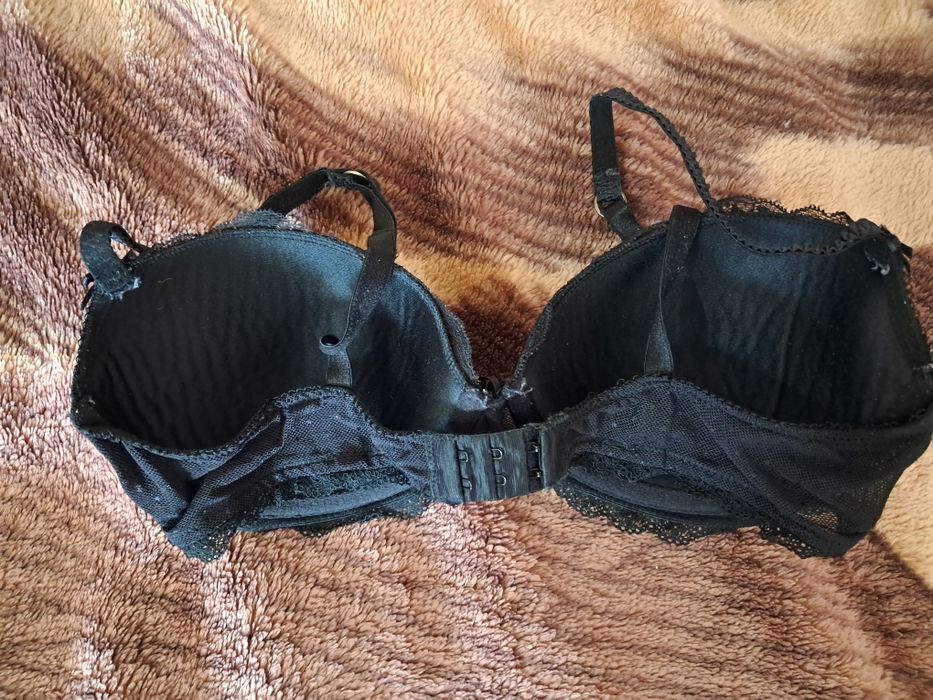 Biustonosz czarny Triumph