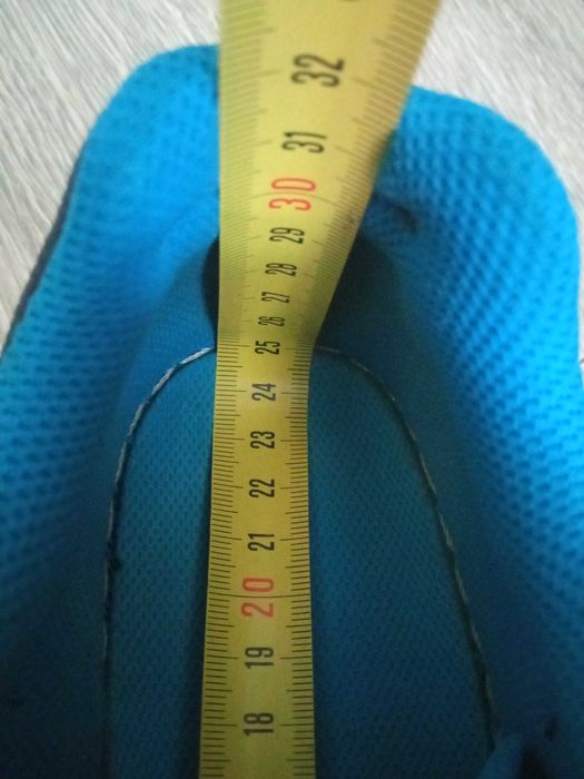 Buty NIKE PRIORITY LOW GS rozmiar 39 unisex