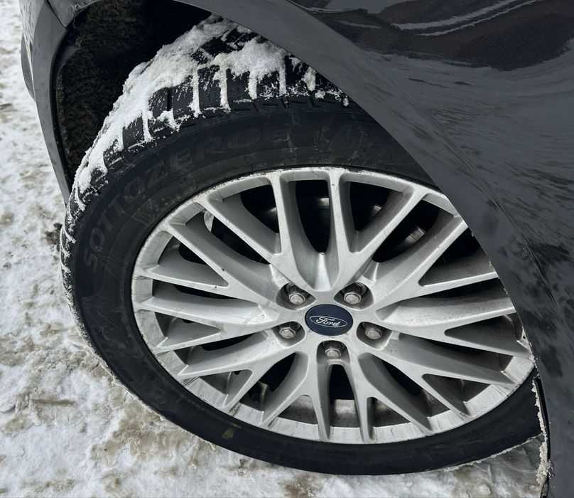 Ford Focus 3 Форд Фокус 2.0  БензиН автомат  МАКСИМАЛЬНА КОМПЛЕКТАЦІЯ